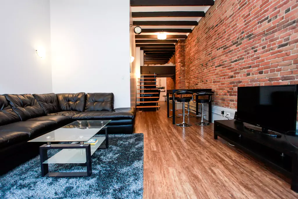 346 Rue Notre-Dame E #1C - Photo 2 of 12