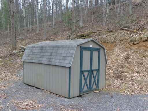 64 White Rock Ln - Photo 2 of 9