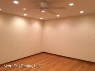 7714 S Springfield Ave - Photo 2 of 7