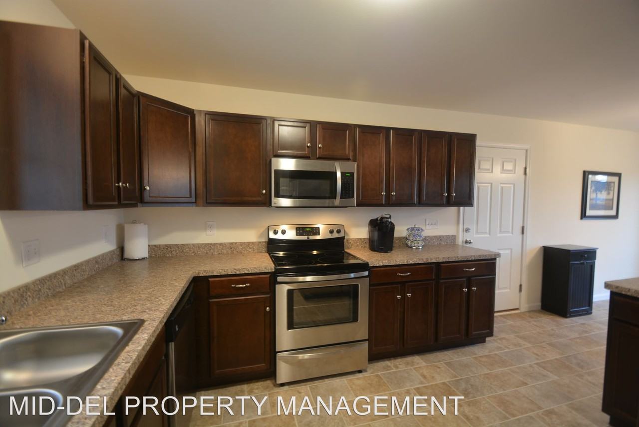 63 East Buck Point Road - Photo 3 of 16