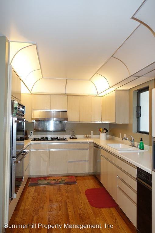 576 Magdalena Ave - Photo 3 of 16