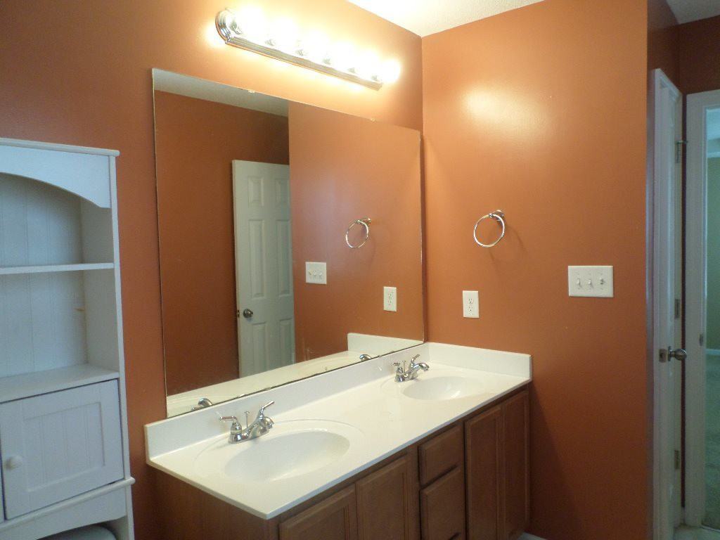 205 Wingspread Lane - Photo 2 of 5