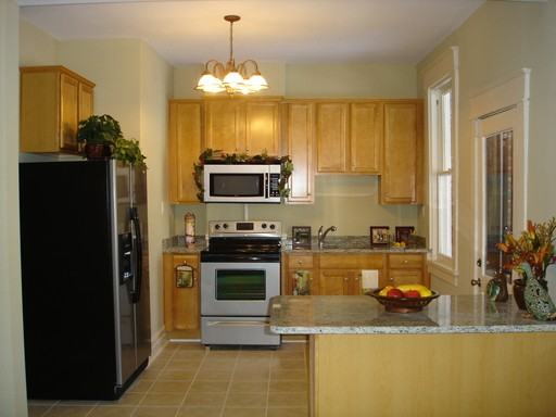 2408 3rd Ave - Photo 3 of 25