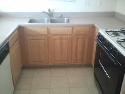 910 Myrtle St - Photo 3 of 7