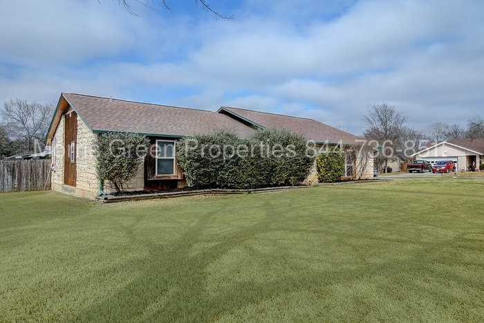 2100 Whispering Dr - Photo 2 of 22