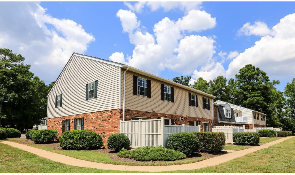 Woodland Creek Apartments - Photo 3 of 20