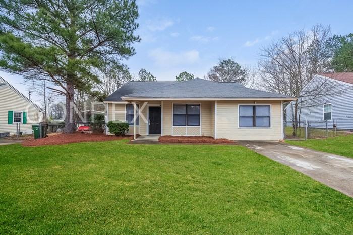 232 Flowerwood Dr - Photo 2 of 10