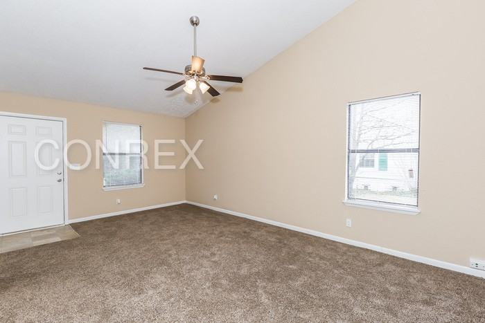 232 Flowerwood Dr - Photo 3 of 10