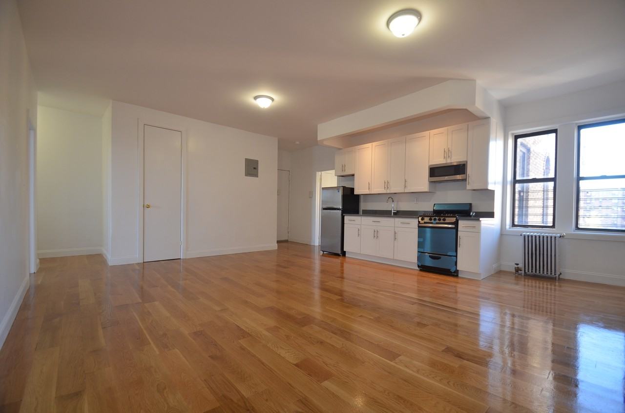 2120 Tiebout Avenue #A53