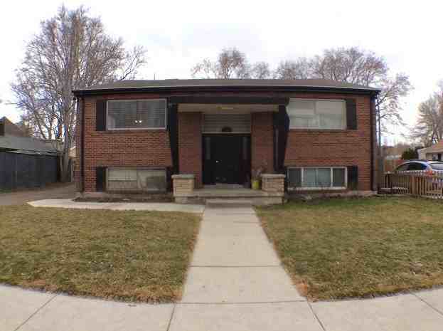 370 East Sherman Avenue