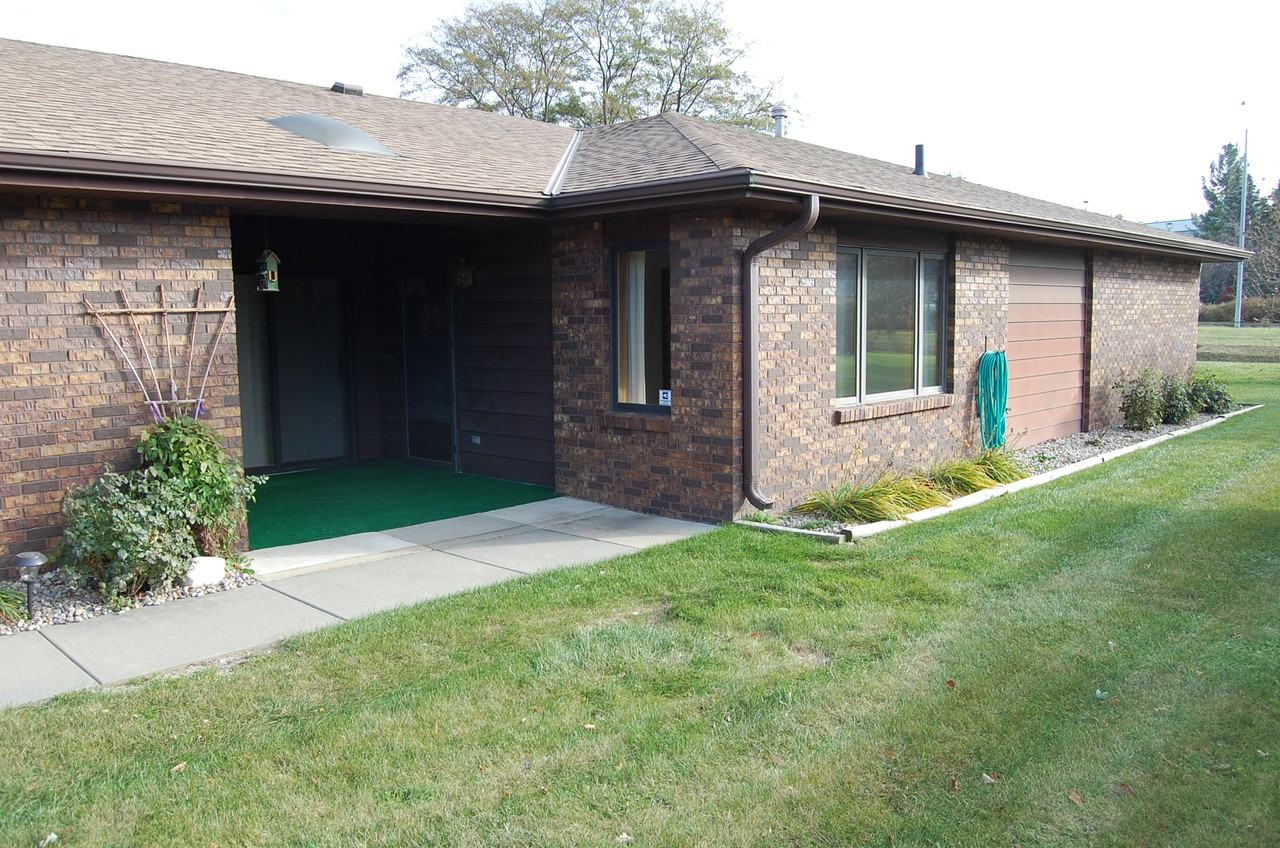 7601 West Rio Road - Photo 2 of 14