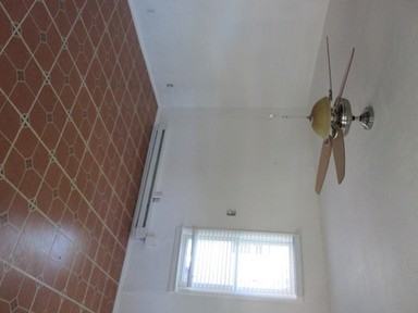 216 W Mosier St - Photo 2 of 8