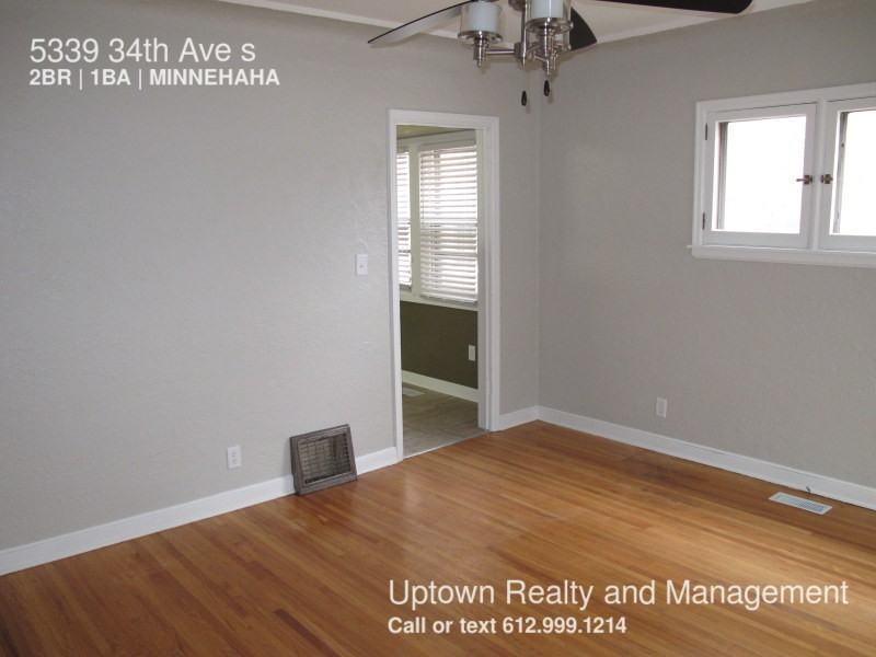 5339 S 34th Ave - Photo 2 of 12