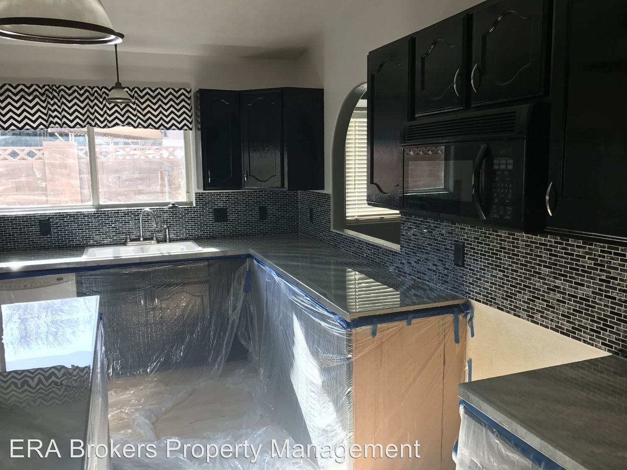 3059 Walnut Cir - Photo 3 of 9