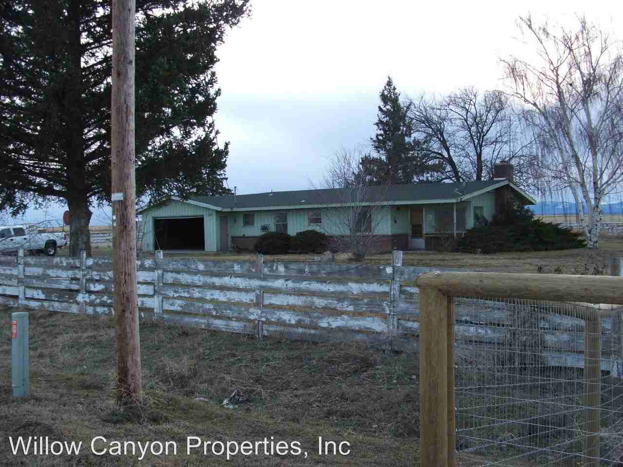 3880 NW Elbe Dr - Photo 2 of 13