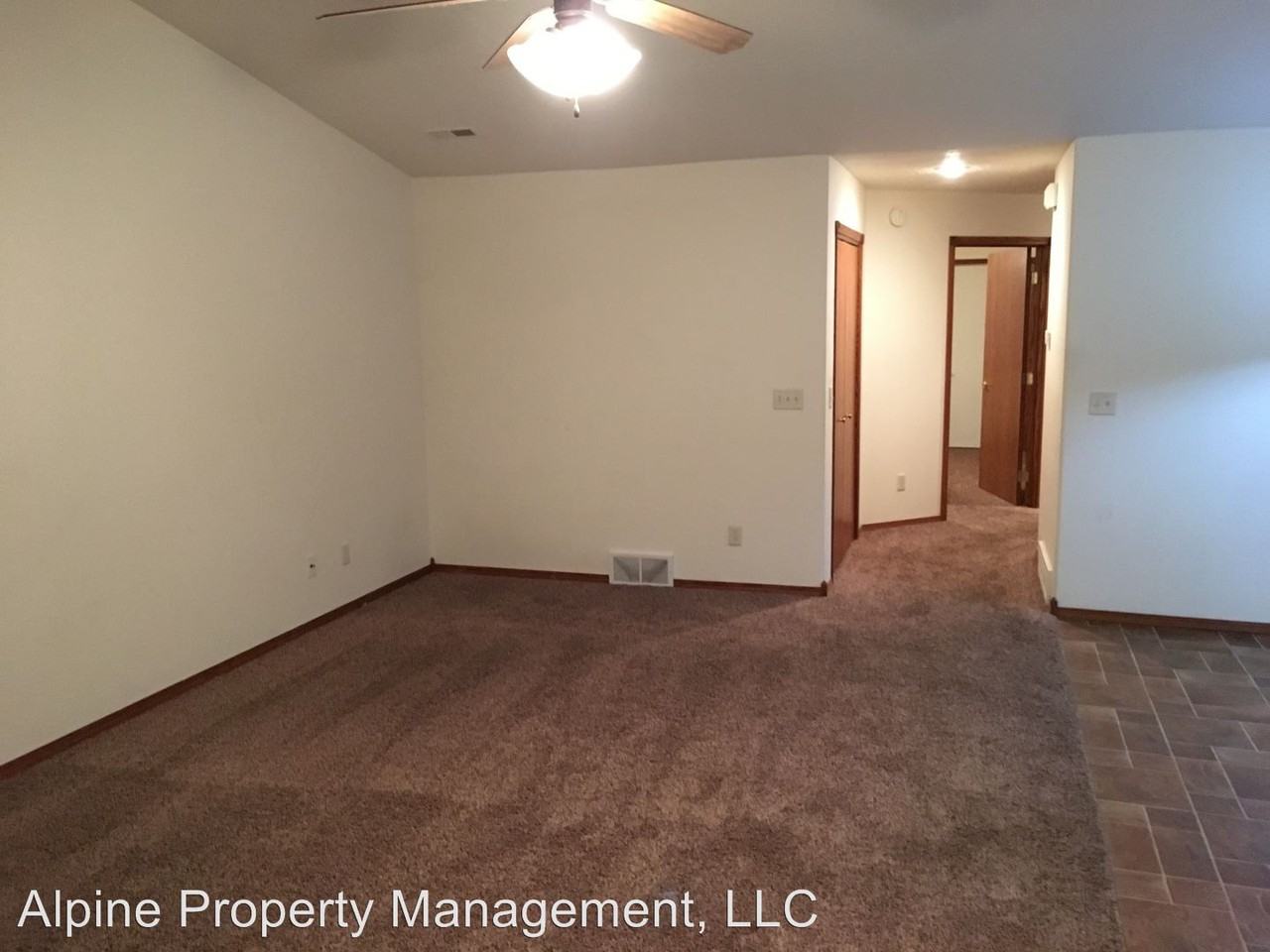 610 9th Ave - Photo 3 of 9