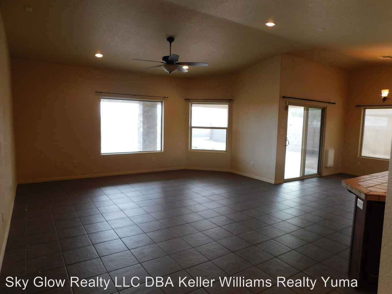 11658 E 24th Pl - Photo 3 of 22