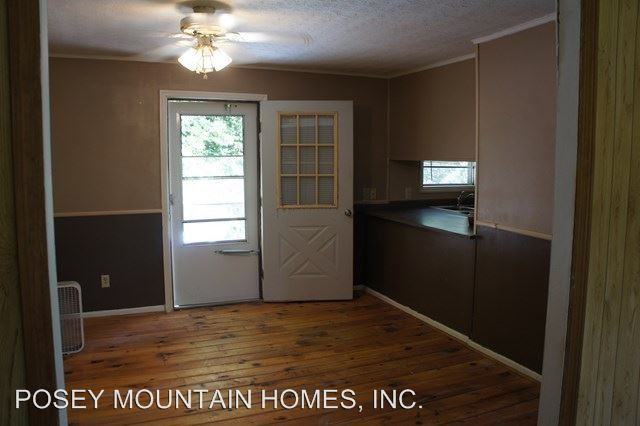 3114 Upper Peachtree Rd - Photo 3 of 11