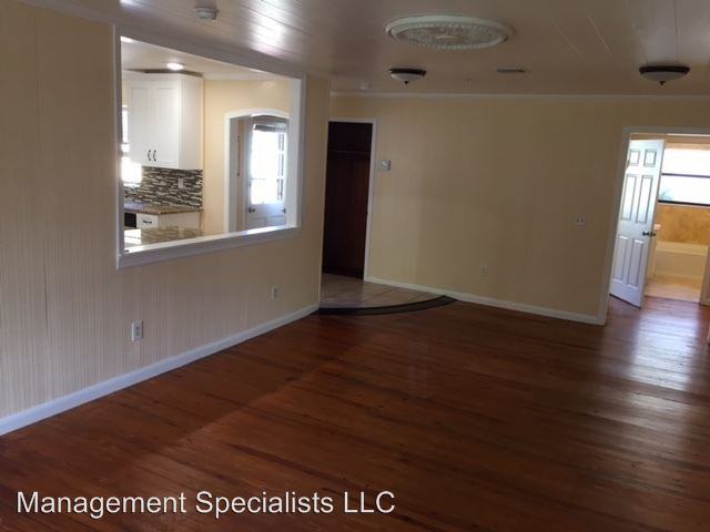 2590 Rainbow Dr - Photo 3 of 15