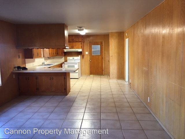 458 Co Rd 3225 - Photo 2 of 6