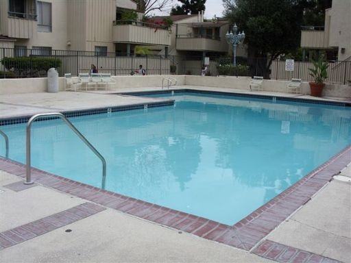 1001 N Stevens St #300 - Photo 2 of 2