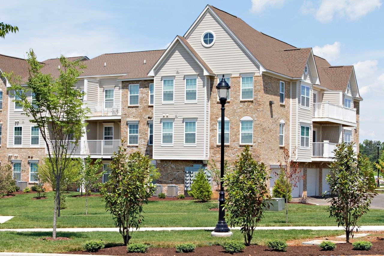 Arbor Brook Apartments - Photo 3 of 32