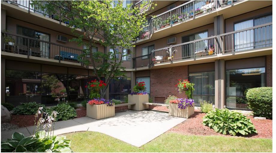 Mable H Kehres Apartments - Photo 2 of 19