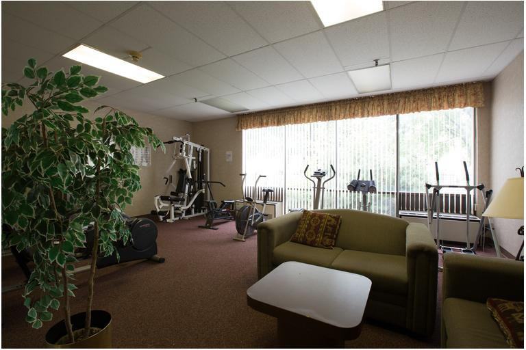 Towne Centre Place - Photo 3 of 14