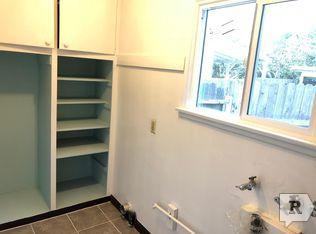 3103 Center St - Photo 3 of 7