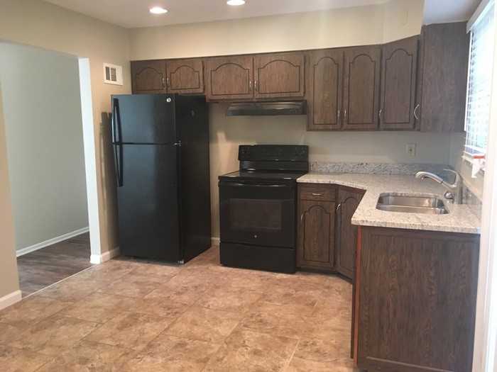 2154 Christy Dr - Photo 3 of 9