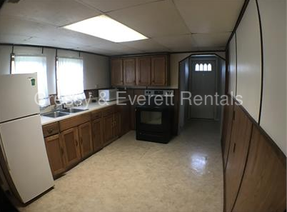 2566 Kennedy St - Photo 3 of 8