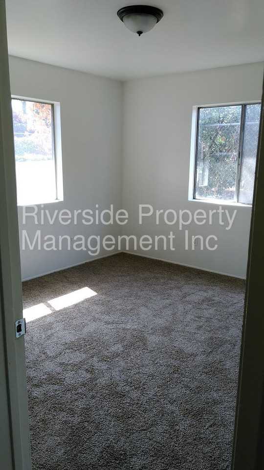 6246 Jones Ave - Photo 3 of 7