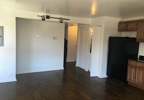 2529 West Fitch Avenue - Photo 4 of 18