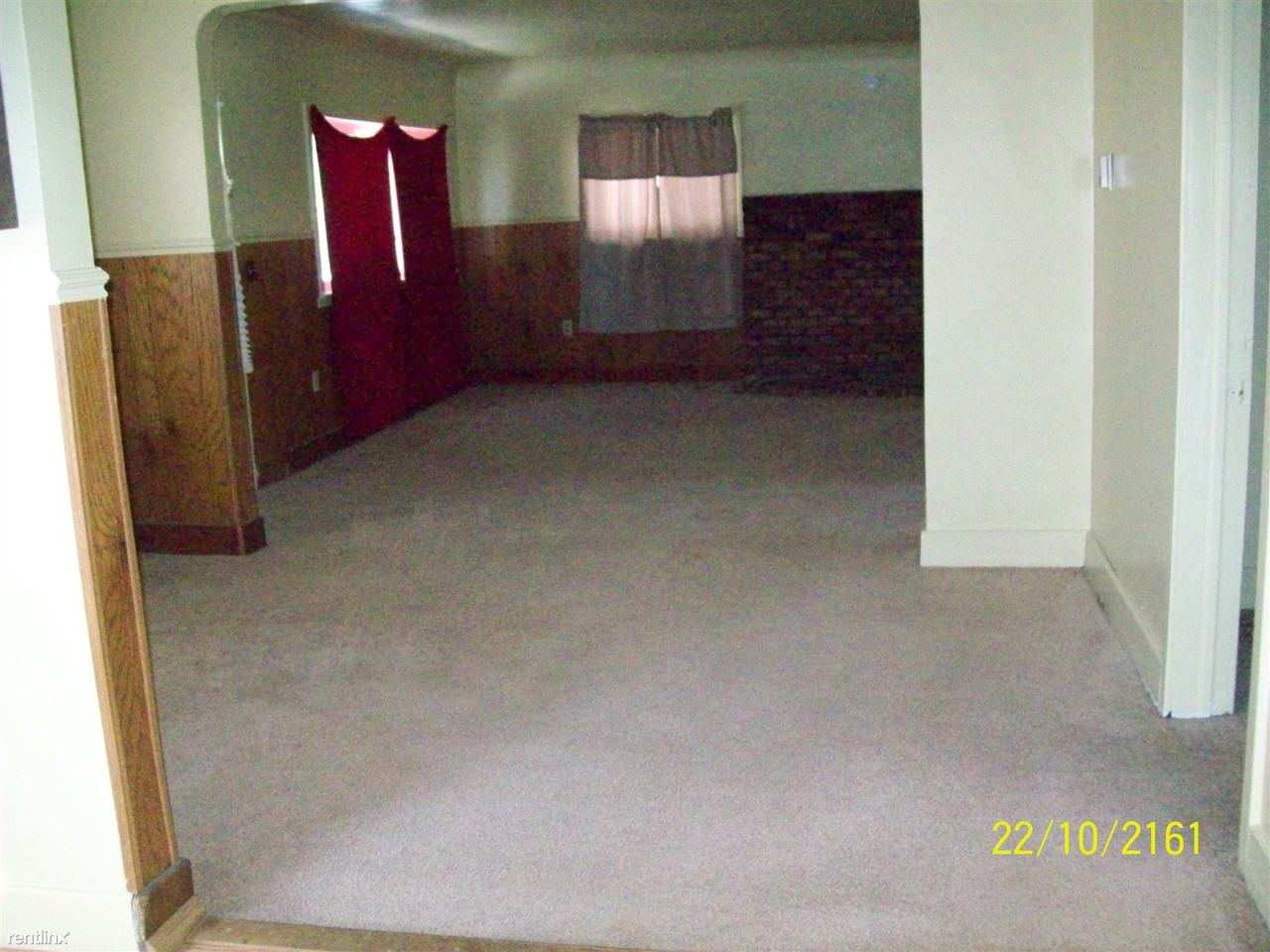 4017 Pringle Ave - Photo 3 of 9