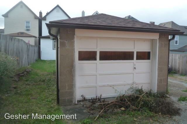 916 Punta Gorda Ave - Photo 2 of 8