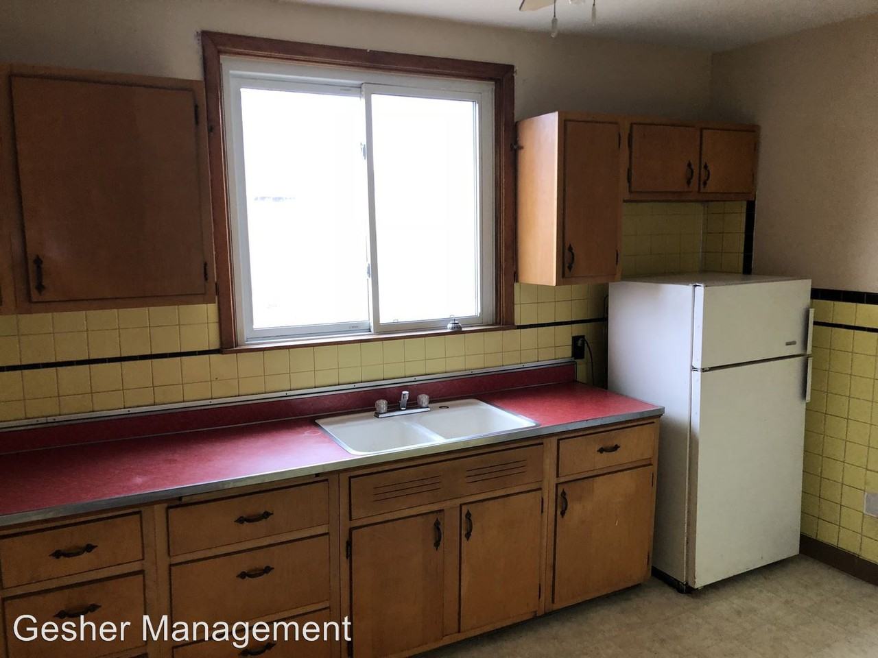 916 Punta Gorda Ave - Photo 3 of 8