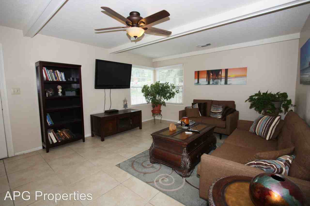 2802 Florida St - Photo 2 of 12