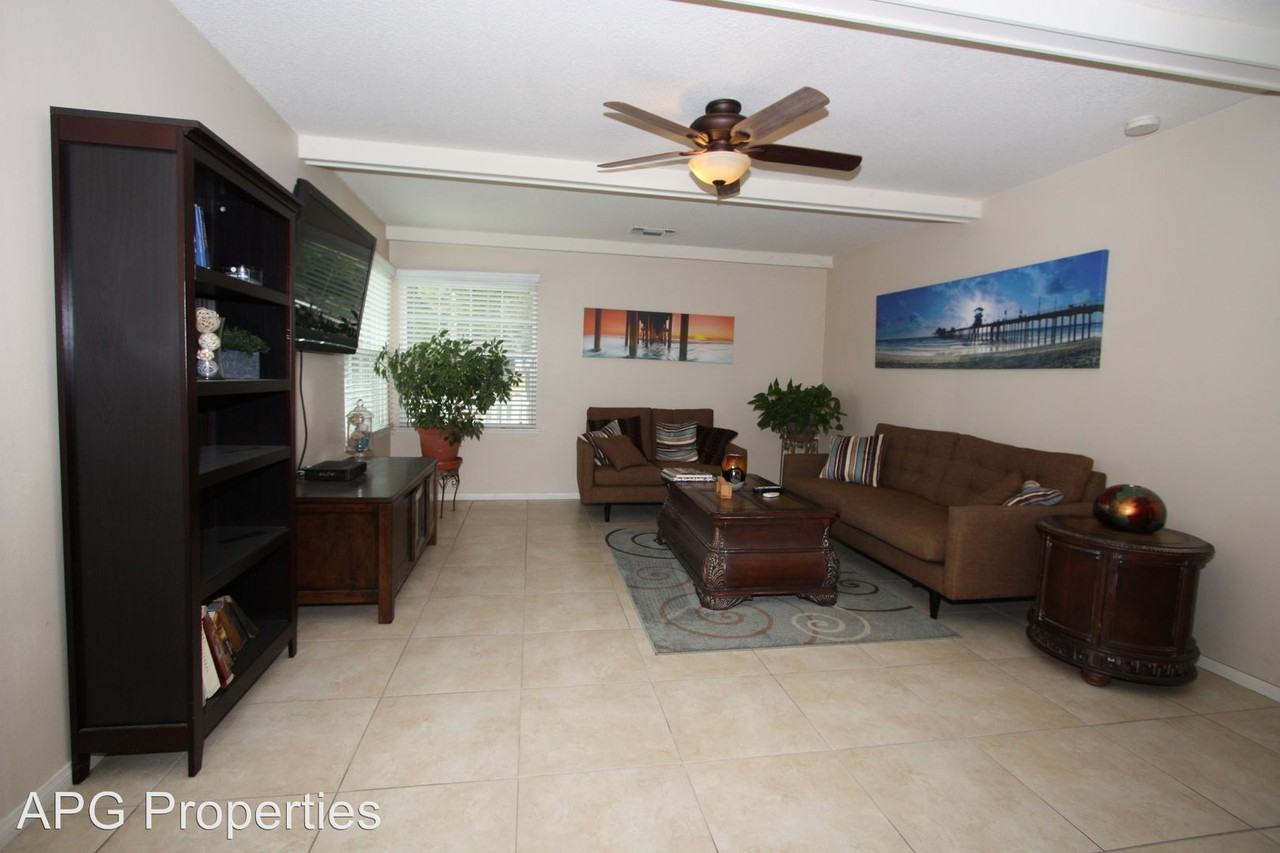 2802 Florida St - Photo 3 of 12