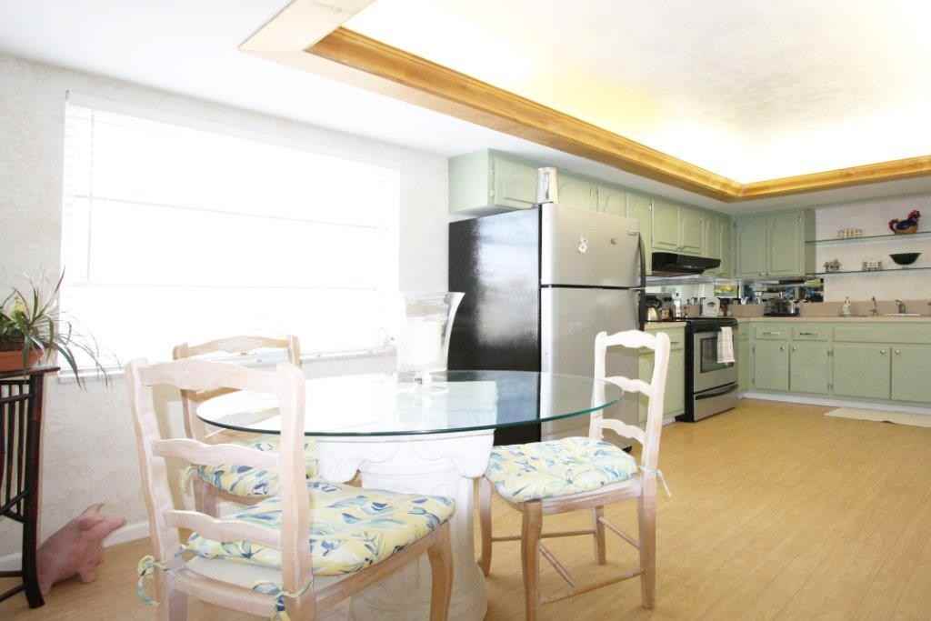 1290 SW 27th Pl - Photo 3 of 24