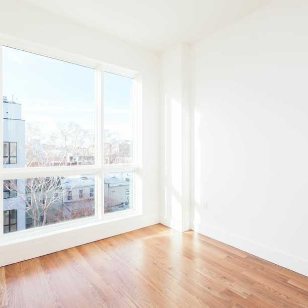 406 Cornelia Street #4b