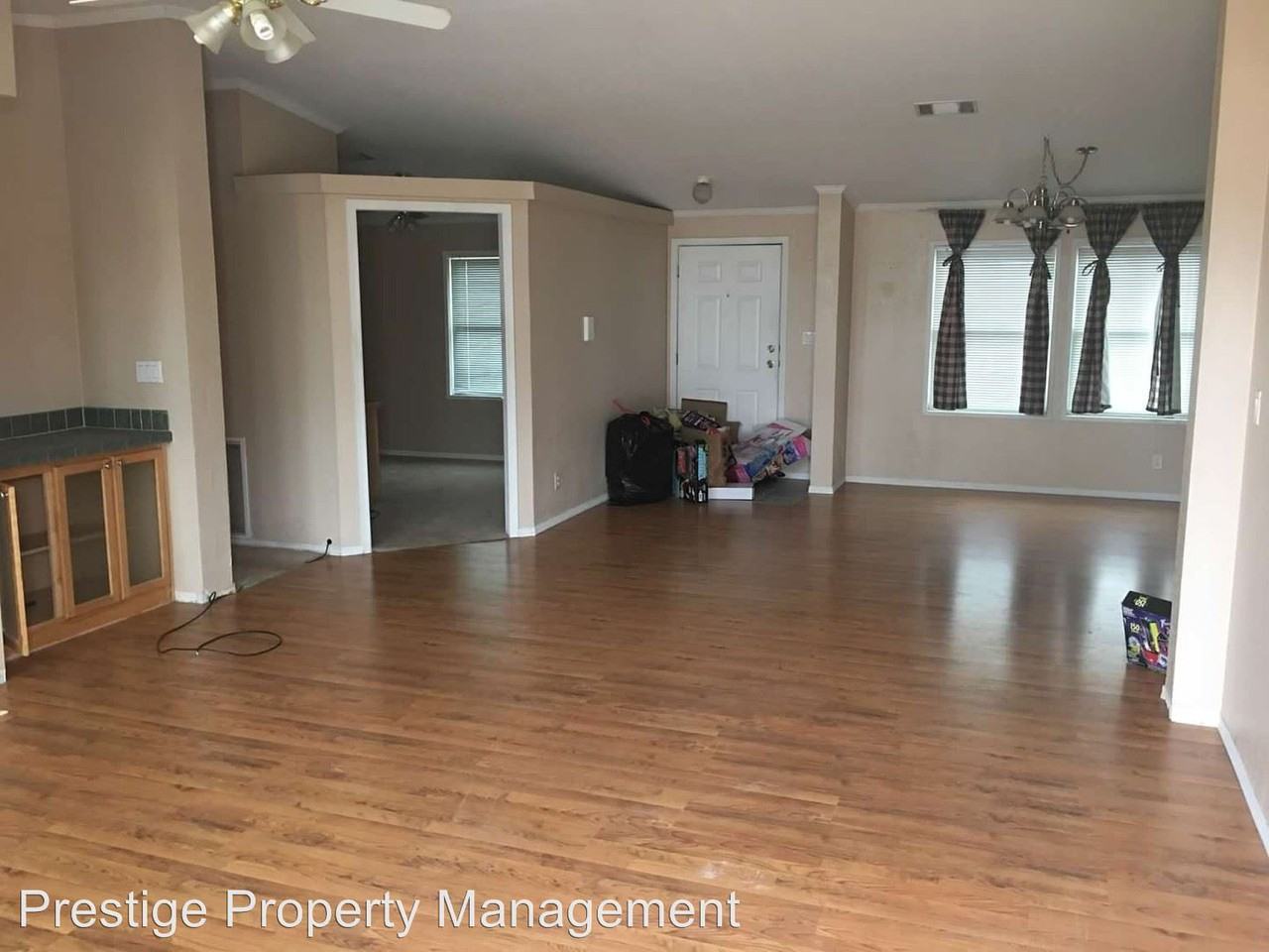 11 Southern Oaks Dr - Photo 3 of 12