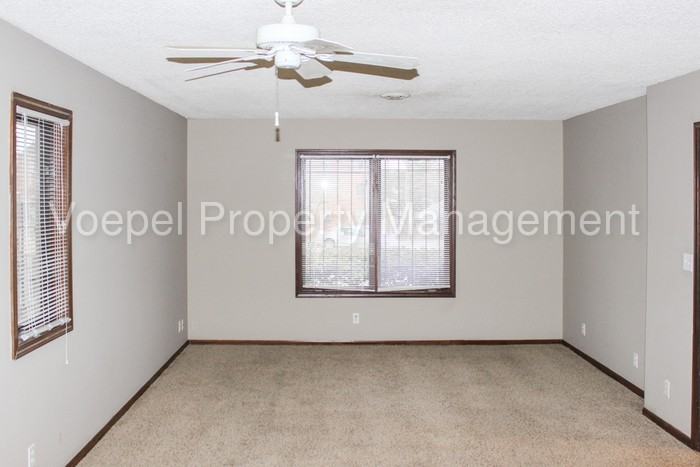 3009 Flora Ave - Photo 3 of 14