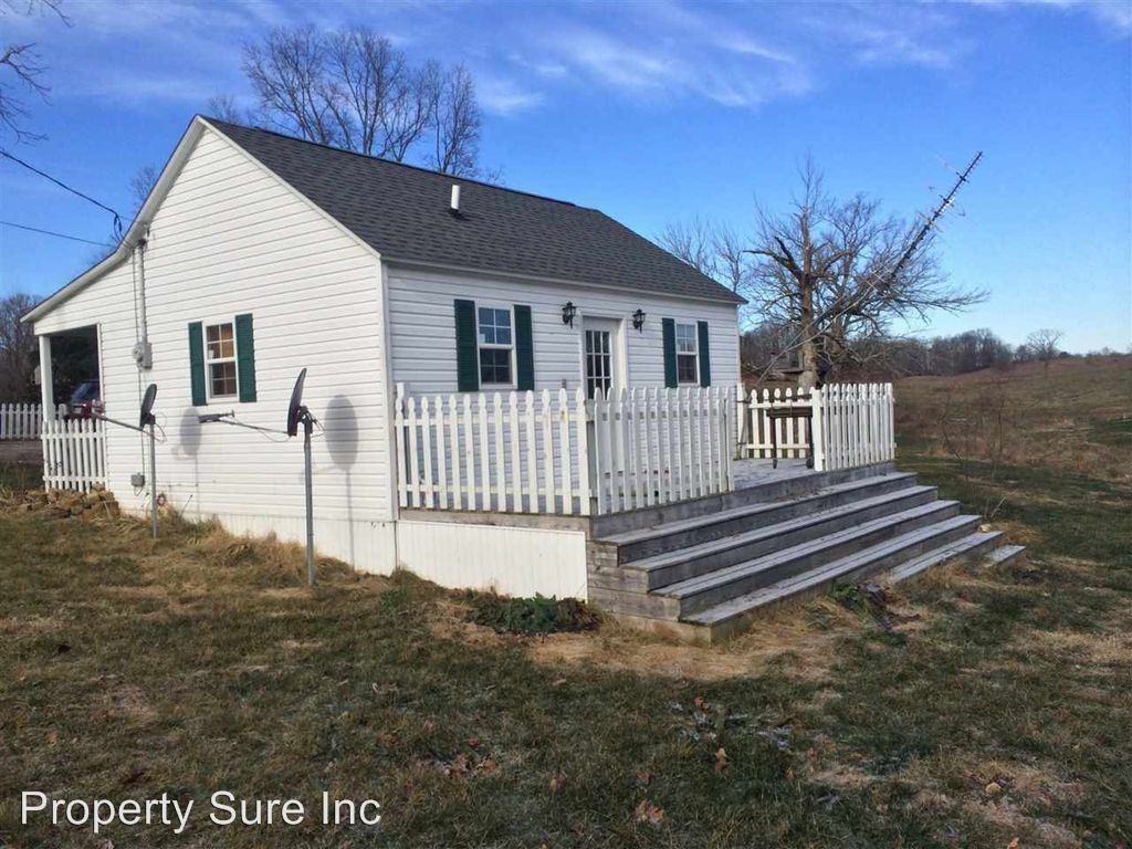 1559 Erie Church Rd - Photo 2 of 4