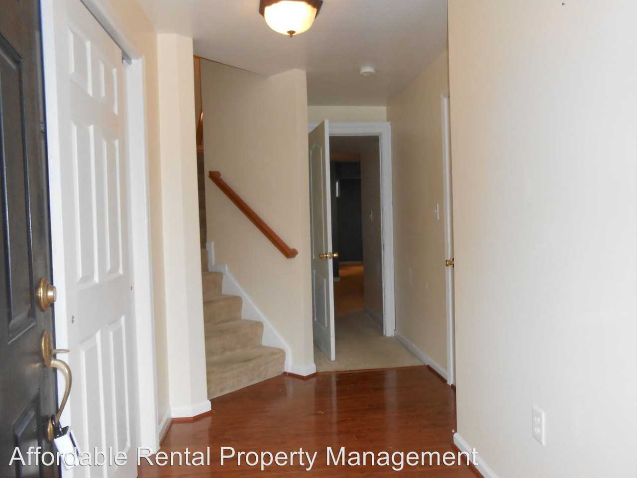 27 Dunmore Ct - Photo 3 of 36