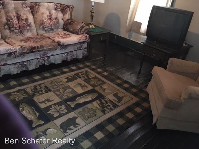 205 S Sycamore St - Photo 3 of 4