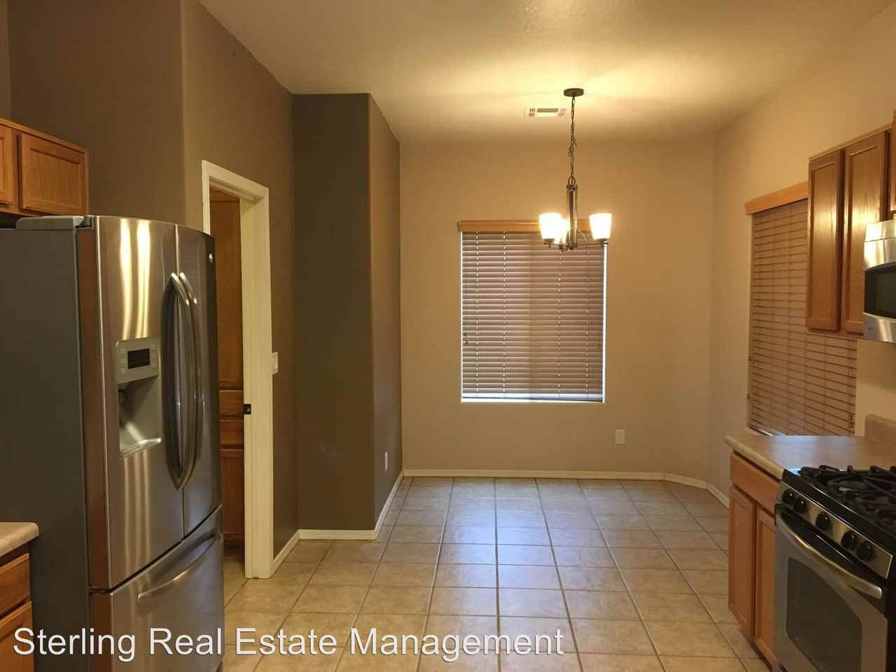 4641 Deer Springs Dr - Photo 2 of 5