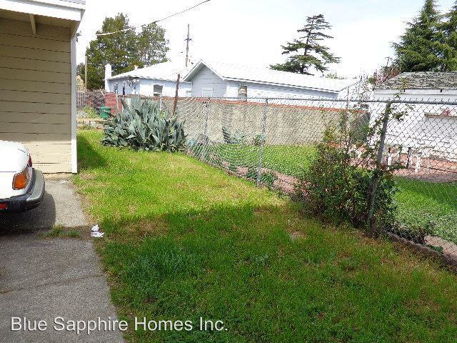 2227 Warner Ave - Photo 3 of 16