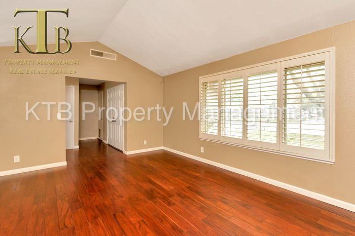 9399 Medallion Way - Photo 2 of 13