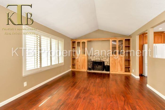 9399 Medallion Way - Photo 3 of 13