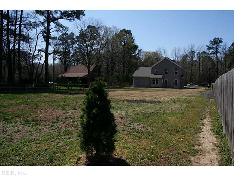 1313 Long Ridge Rd - Photo 2 of 18